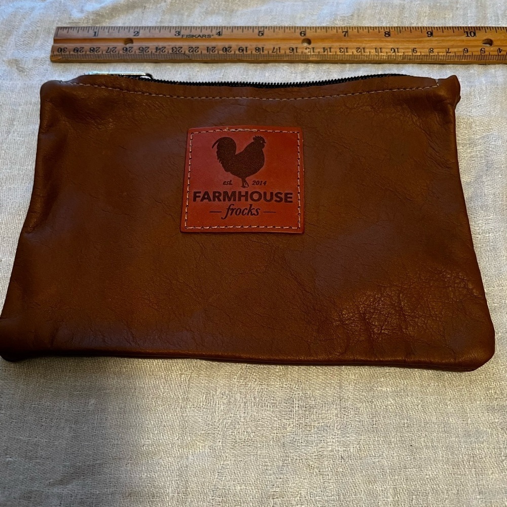Farmhouse frocks little bag. Brown. Great for in a purse or bag.